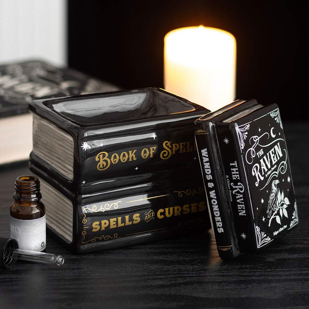 Something Different - Book of Spells and Wax Warmer Ölbrenner/Teelichthalter fürs Raumdüfte - Mehrfarben